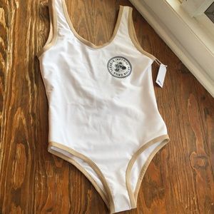 Imperial motion one piece seeker swimsuit in white